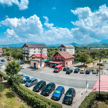 Apartament Zarnesti „Saturn” Esterno foto