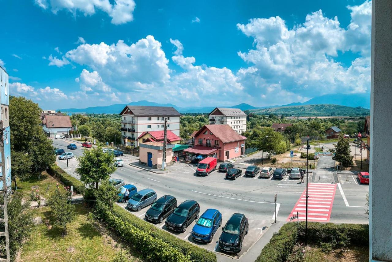 Apartament Zarnesti „Saturn” Esterno foto